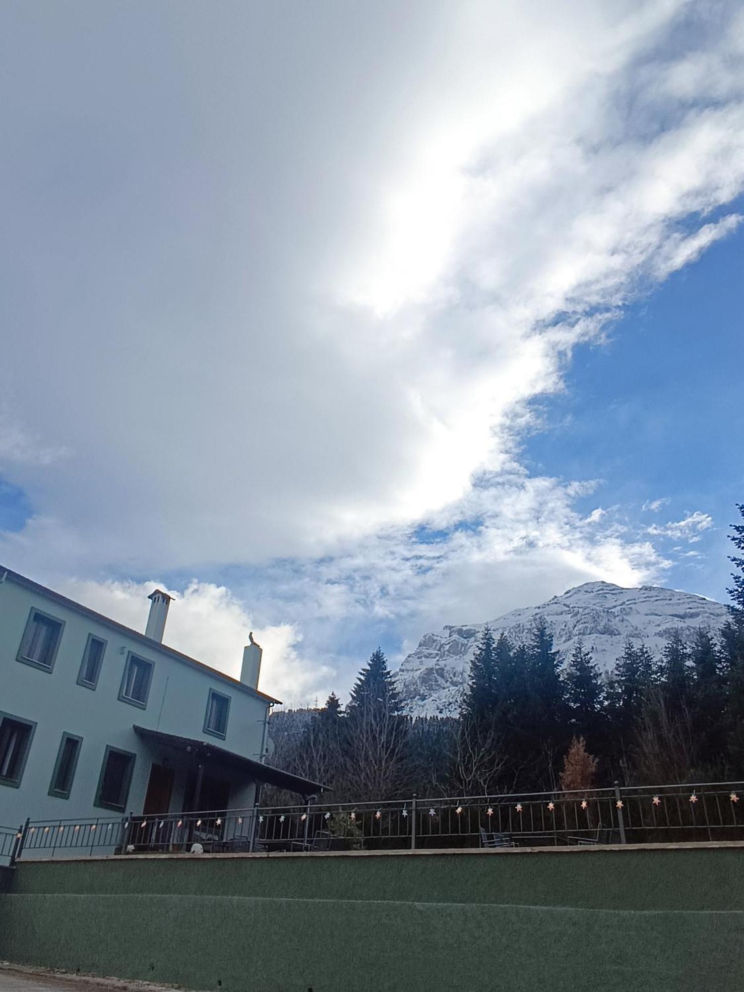Baldeneige Hotel Pramanta Bagian luar foto